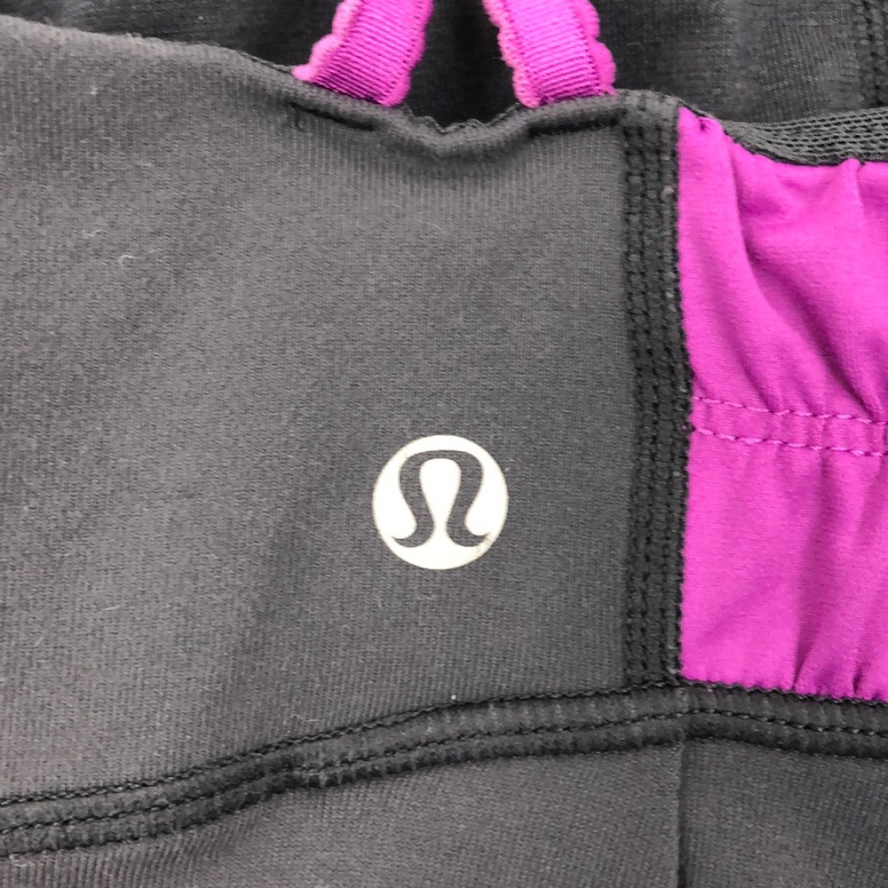 Lululemon Athletica Loose Fit Tank Top, Size 6 - Picture 3 of 4